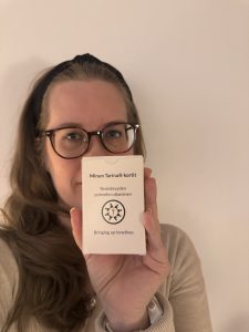 Read more about the article Minun Tarina® -korttipakka Kuopiossa | Rosebud ja Sataman Tarmo